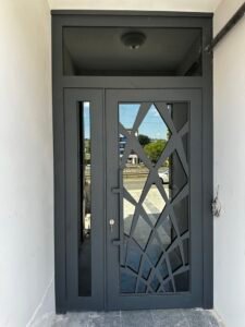 ابواب حديد داخلية 